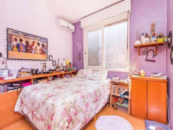 Imagem Casa com 3 Quartos à Venda, 146 m² em Jardim Itu - Porto Alegre Imagem Casa com 3 Quartos à Venda, 146 m² em Jardim Itu - Porto Alegre
