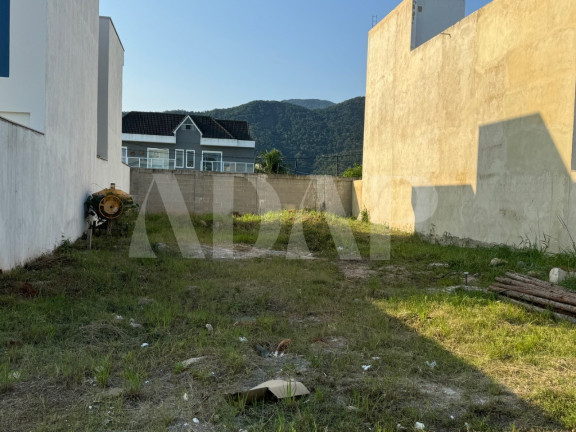 Terreno à Venda, 180 m² em Vargem Pequena - Rio De Janeiro