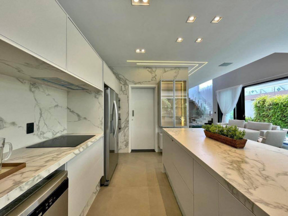 Imagem Casa com 5 Quartos à Venda,  em Bertioga - Bertioga