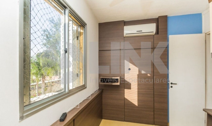 Imagem Apartamento com 3 Quartos à Venda, 53 m² em São Sebastião - Porto Alegre
