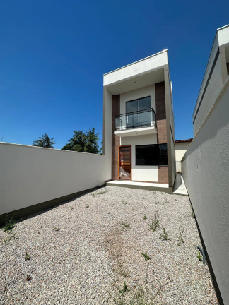 Imagem Casa com 2 Quartos à Venda, 70 m² em Tijucas