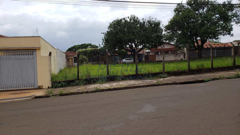 Imagem Terreno à Venda, 583 m² em Vila Pinheiro - Pirassununga Imagem Terreno à Venda, 583 m² em Vila Pinheiro - Pirassununga