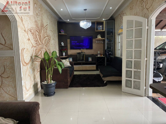 Imagem Casa com 3 Quartos à Venda, 250 m² em Mirim - Praia Grande Imagem Casa com 3 Quartos à Venda, 250 m² em Mirim - Praia Grande