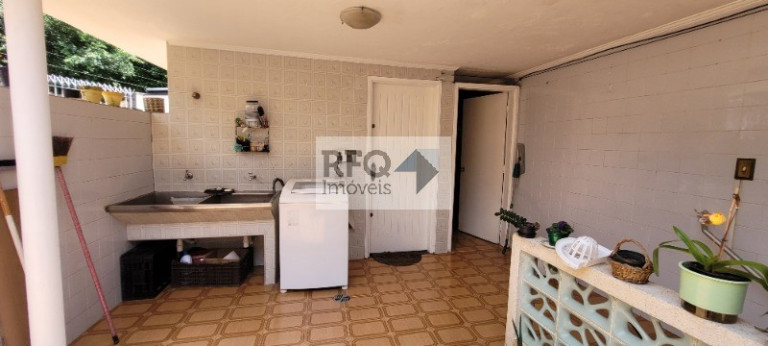 Imagem Casa com 3 Quartos à Venda, 390 m² em Bosque Da Saúde - São Paulo
