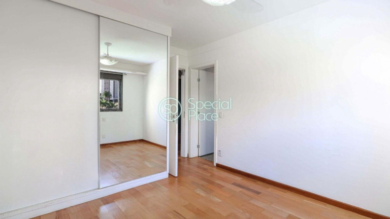 Imagem Apartamento com 3 Quartos à Venda, 250 m² em Vila Suzana - São Paulo
