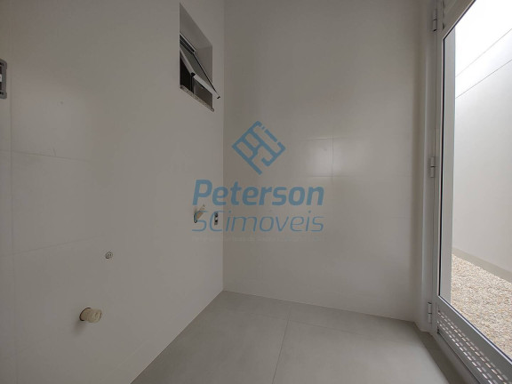 Imagem Casa com 3 Quartos à Venda, 195 m² em Centro - Guabiruba