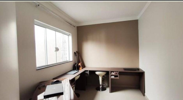 Imagem Casa com 3 Quartos à Venda, em Limeira Imagem Casa com 3 Quartos à Venda, em Limeira