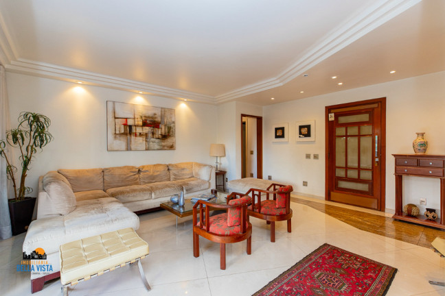 Apartamento com 4 Quartos à Venda,  em Moema - São Paulo