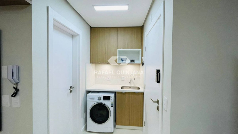 Apartamento com 1 Quarto para Temporada, 51 m² em Centro - Florianópolis