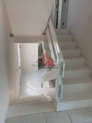 Imagem Casa com 4 Quartos à Venda, 360 m² em Itaipu - Niterói
