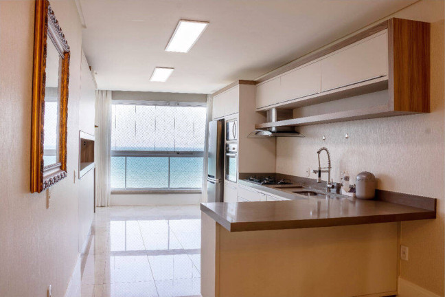 Imagem Apartamento com 3 Quartos à Venda, 125 m² em Meia Praia - Itapema Imagem Apartamento com 3 Quartos à Venda, 125 m² em Meia Praia - Itapema