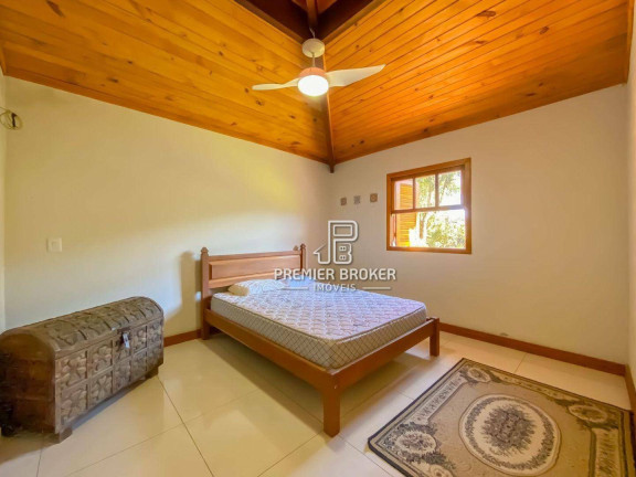 Imagem Casa com 4 Quartos à Venda, 200 m² em Vargem Grande - Teresópolis