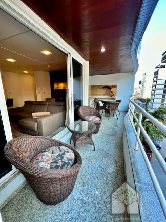 Imagem Apartamento com 4 Quartos à Venda, 151 m² em Centro - Florianópolis