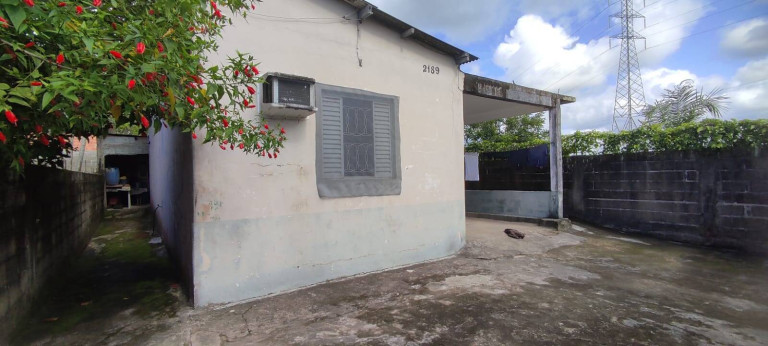 Imagem Casa com 3 Quartos à Venda, 250 m² em Estância São José - Peruíbe Imagem Casa com 3 Quartos à Venda, 250 m² em Estância São José - Peruíbe