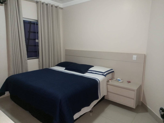 Imagem Casa com 3 Quartos à Venda, 300 m² em Residencial Veneza - Anápolis