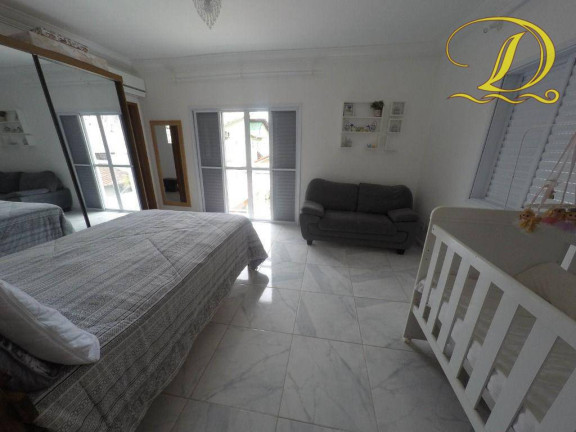 Imagem Casa com 4 Quartos à Venda, 202 m² em Maracanã - Praia Grande
