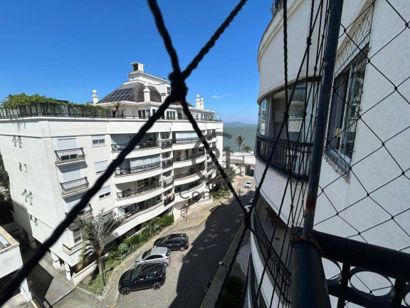 Imagem Apartamento com 3 Quartos à Venda, 109 m² em Coqueiros - Florianópolis