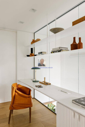 Imagem Casa de Condomínio com 4 Quartos à Venda, 731 m² em Barueri