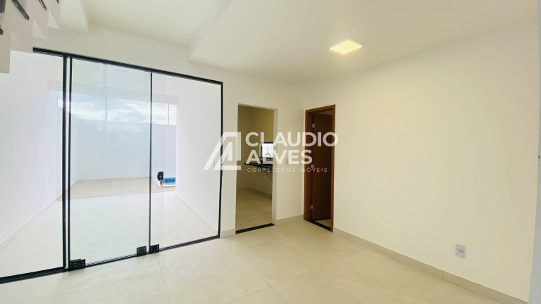 Imagem Casa com 3 Quartos à Venda, 110 m² em Registro - Feira De Santana