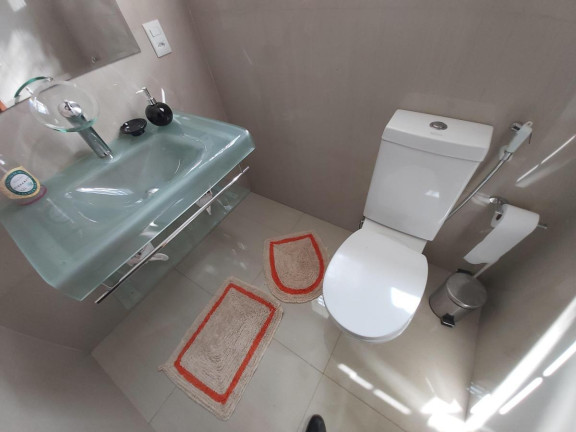 Imagem Casa com 4 Quartos à Venda, 360 m² em Guará I - Brasília Imagem Casa com 4 Quartos à Venda, 360 m² em Guará I - Brasília