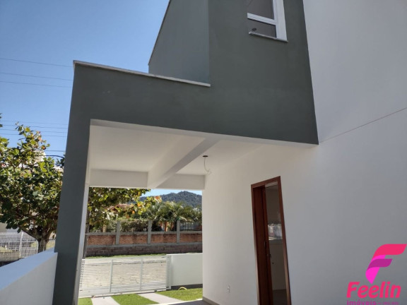 Imagem Casa com 3 Quartos à Venda, 112 m² em Pântano Do Sul - Florianópolis Imagem Casa com 3 Quartos à Venda, 112 m² em Pântano Do Sul - Florianópolis