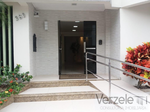 Imagem Apartamento com 2 Quartos à Venda, 126 m² em Centro - Balneário Camboriú Imagem Apartamento com 2 Quartos à Venda, 126 m² em Centro - Balneário Camboriú