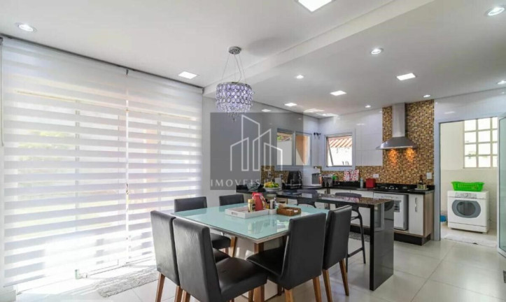 Imagem Casa com 4 Quartos à Venda, 300 m² em Alphaville - Santana De Parnaíba Imagem Casa com 4 Quartos à Venda, 300 m² em Alphaville - Santana De Parnaíba