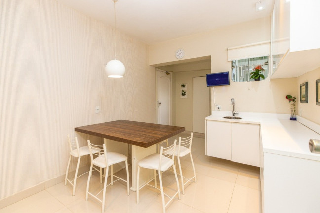 Imagem Casa com 4 Quartos à Venda, 480 m² em Alto De Pinheiros - São Paulo Imagem Casa com 4 Quartos à Venda, 480 m² em Alto De Pinheiros - São Paulo