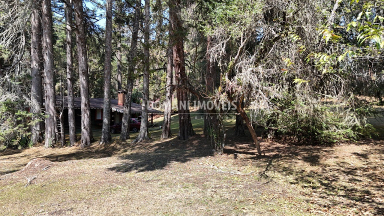 Imagem Terreno à Venda, 1.110 m² em Região De Capivari - Campos Do Jordão Imagem Terreno à Venda, 1.110 m² em Região De Capivari - Campos Do Jordão