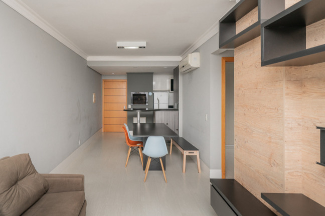 Imagem Apartamento com 2 Quartos à Venda, 67 m² em Passo Da Areia - Porto Alegre