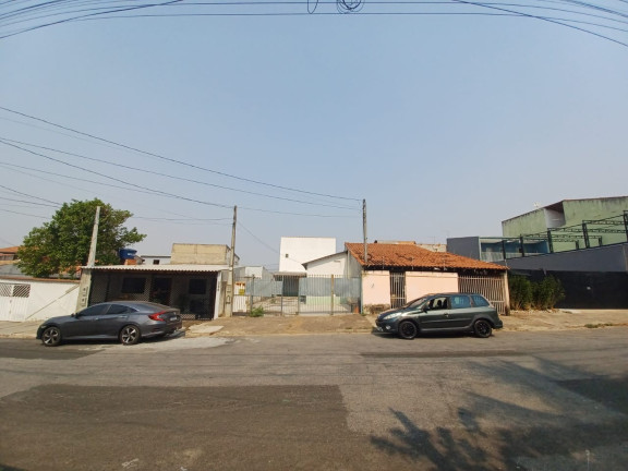 Casa com 1 Quarto à Venda, 150 m² em Jardim Santa Bárbara - Sorocaba