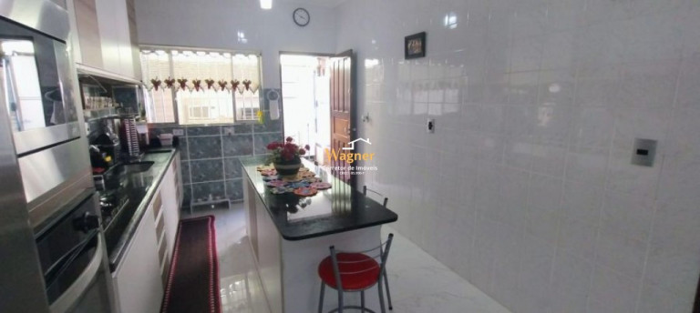 Imagem Casa com 2 Quartos à Venda, 130 m² em Vila Guilhermina - Praia Grande Imagem Casa com 2 Quartos à Venda, 130 m² em Vila Guilhermina - Praia Grande