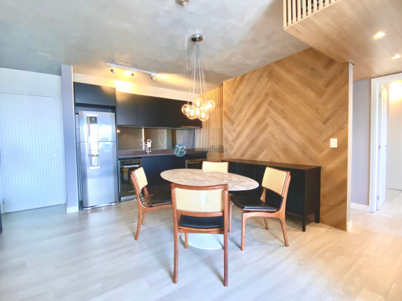 Imagem Apartamento com 2 Quartos à Venda, 82 m² em Centro - Curitiba Imagem Apartamento com 2 Quartos à Venda, 82 m² em Centro - Curitiba