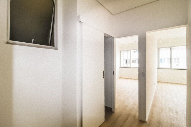 Imagem Imóvel com 2 Quartos à Venda, em Copacabana - Rio De Janeiro Imagem Imóvel com 2 Quartos à Venda, em Copacabana - Rio De Janeiro