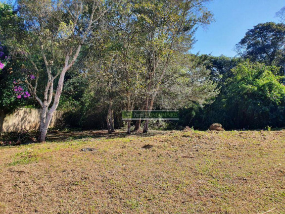 Terreno à Venda, 1.706 m² em Campo Comprido - Curitiba