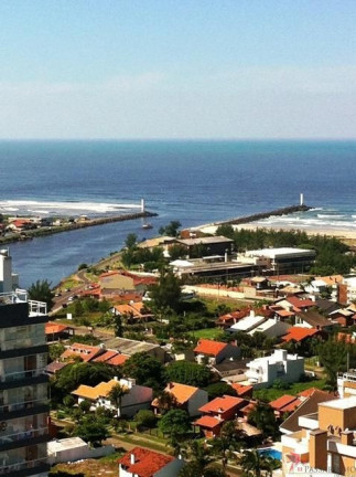Imagem Apartamento com 4 Quartos à Venda, 250 m² em Praia Grande - Torres Imagem Apartamento com 4 Quartos à Venda, 250 m² em Praia Grande - Torres