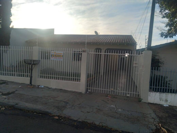 Casa com 4 Quartos à Venda,  em Conjunto Del Condor - Arapongas