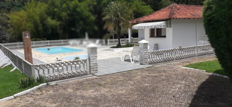 Imagem Chácara com 7 Quartos à Venda, 1.800 m² em Zona Rural - Cunha Imagem Chácara com 7 Quartos à Venda, 1.800 m² em Zona Rural - Cunha