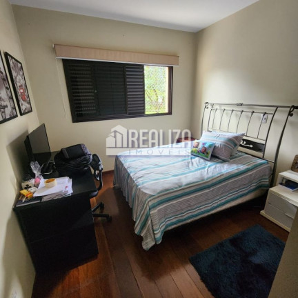 Imagem Apartamento com 3 Quartos à Venda, 160 m² em Vila Olímpica - Uberaba