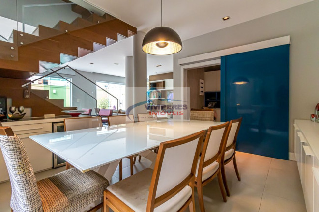 Imagem Casa com 4 Quartos à Venda, 595 m² em Humaitá - Rio De Janeiro Imagem Casa com 4 Quartos à Venda, 595 m² em Humaitá - Rio De Janeiro