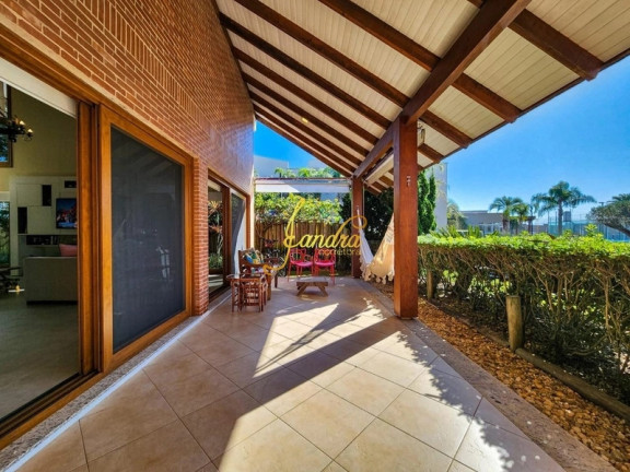 Imagem Casa de Condomínio com 4 Quartos à Venda, 332 m² em Remanso - Xangri-la