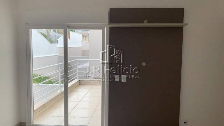 Imagem Casa com 4 Quartos à Venda, em Indaiatuba Imagem Casa com 4 Quartos à Venda, em Indaiatuba