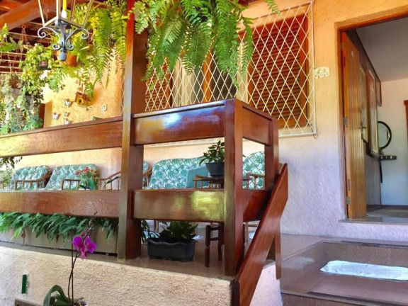 Imagem Casa com 6 Quartos à Venda, 331 m² em Araras - Teresópolis Imagem Casa com 6 Quartos à Venda, 331 m² em Araras - Teresópolis