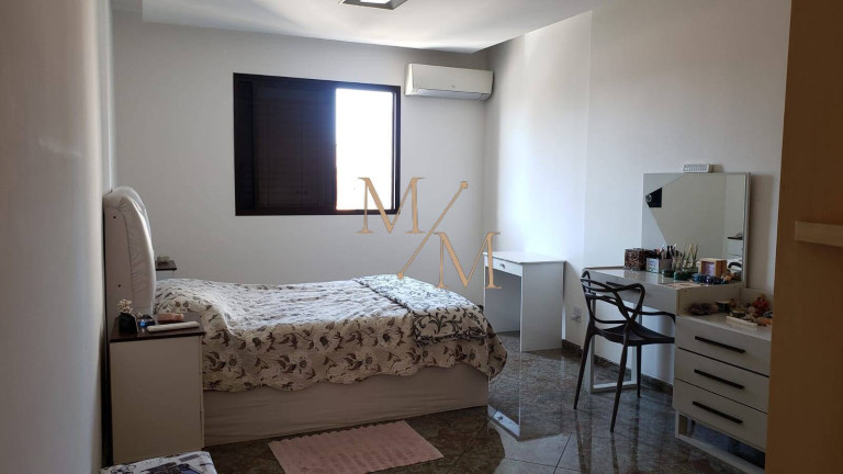 Imagem Apartamento com 4 Quartos à Venda, 190 m² em Boqueirão - Santos