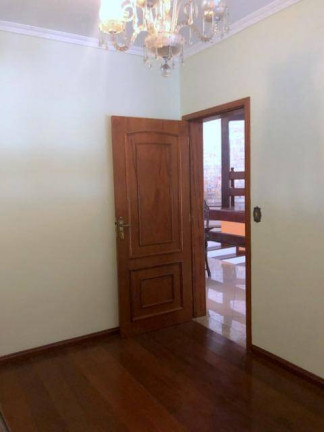 Imagem Casa com 4 Quartos à Venda, 330 m² em Vila Santo Antônio - Cotia Imagem Casa com 4 Quartos à Venda, 330 m² em Vila Santo Antônio - Cotia