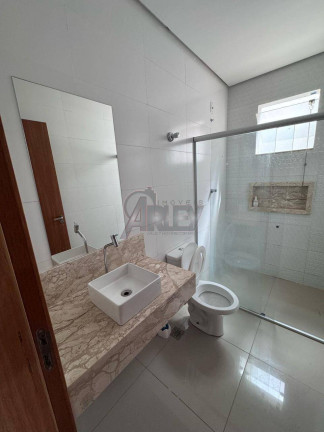 Imagem Casa com 3 Quartos à Venda,  em Jardim Olimpico - Montes Claros