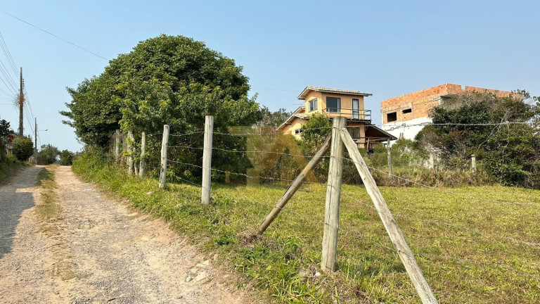 Terreno à Venda,  em Ibiraquera - Imbituba