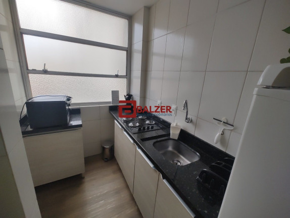 Imagem Apartamento com 2 Quartos à Venda, 66 m² em Centro - Florianópolis Imagem Apartamento com 2 Quartos à Venda, 66 m² em Centro - Florianópolis