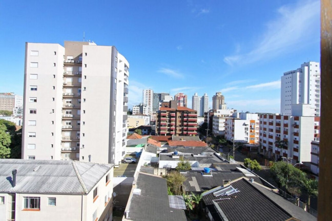 Imagem Imóvel com 2 Quartos à Venda, 143 m² em Menino Deus - Porto Alegre Imagem Imóvel com 2 Quartos à Venda, 143 m² em Menino Deus - Porto Alegre