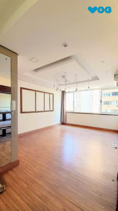 Imagem Imóvel com 3 Quartos à Venda, 99 m² em Centro Histórico - Porto Alegre Imagem Imóvel com 3 Quartos à Venda, 99 m² em Centro Histórico - Porto Alegre